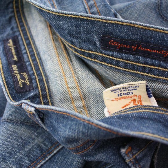 CITIZENS OF HUMANITY Ingrid Medium Wash Low Waist - Picture 4 of 4